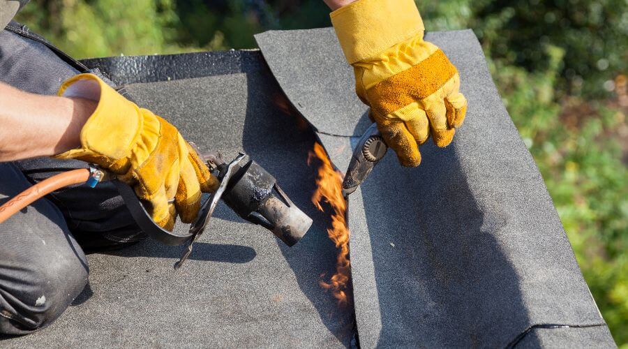 Professional flood damage restoration services in Covington, KY